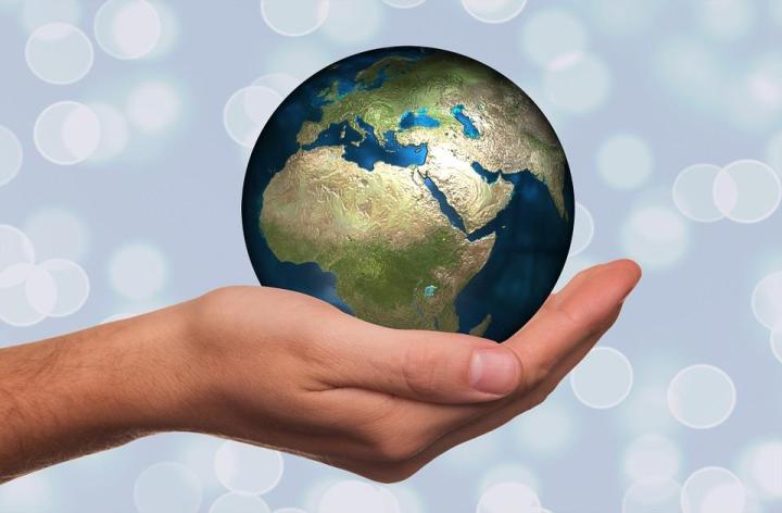 Figure 1. Reciprocity between two countries results in greater levels of stable cooperation and a higher chance of forgiving single acts of noncooperation.